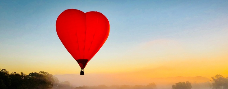  Love Heart Balloon at sunrise.2mjpg